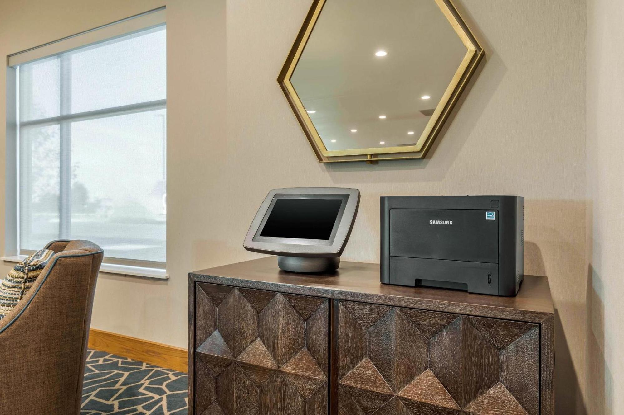 Cambria Hotel Davenport Quad Cities Bettendorf Buitenkant foto