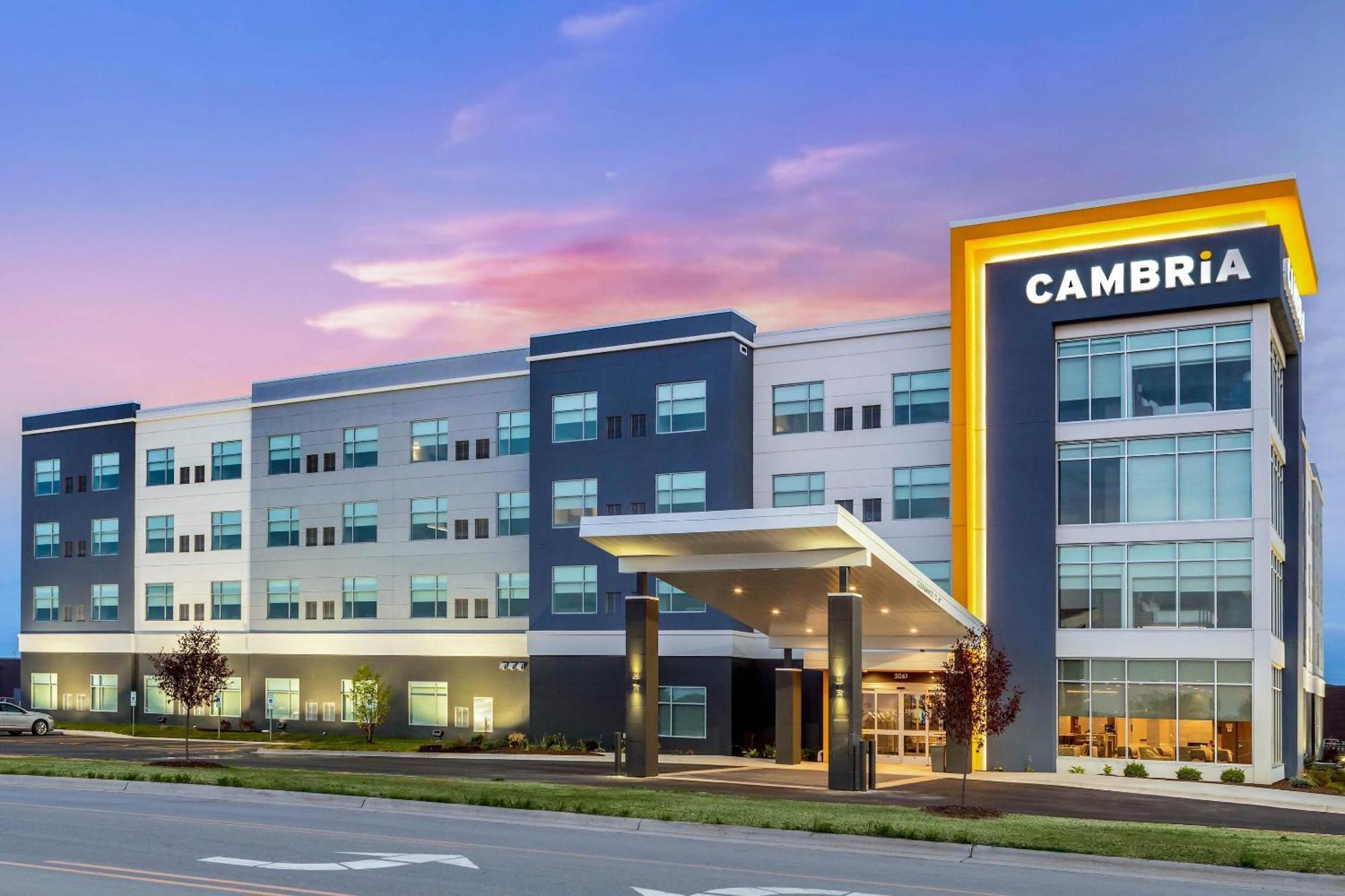 Cambria Hotel Davenport Quad Cities Bettendorf Buitenkant foto