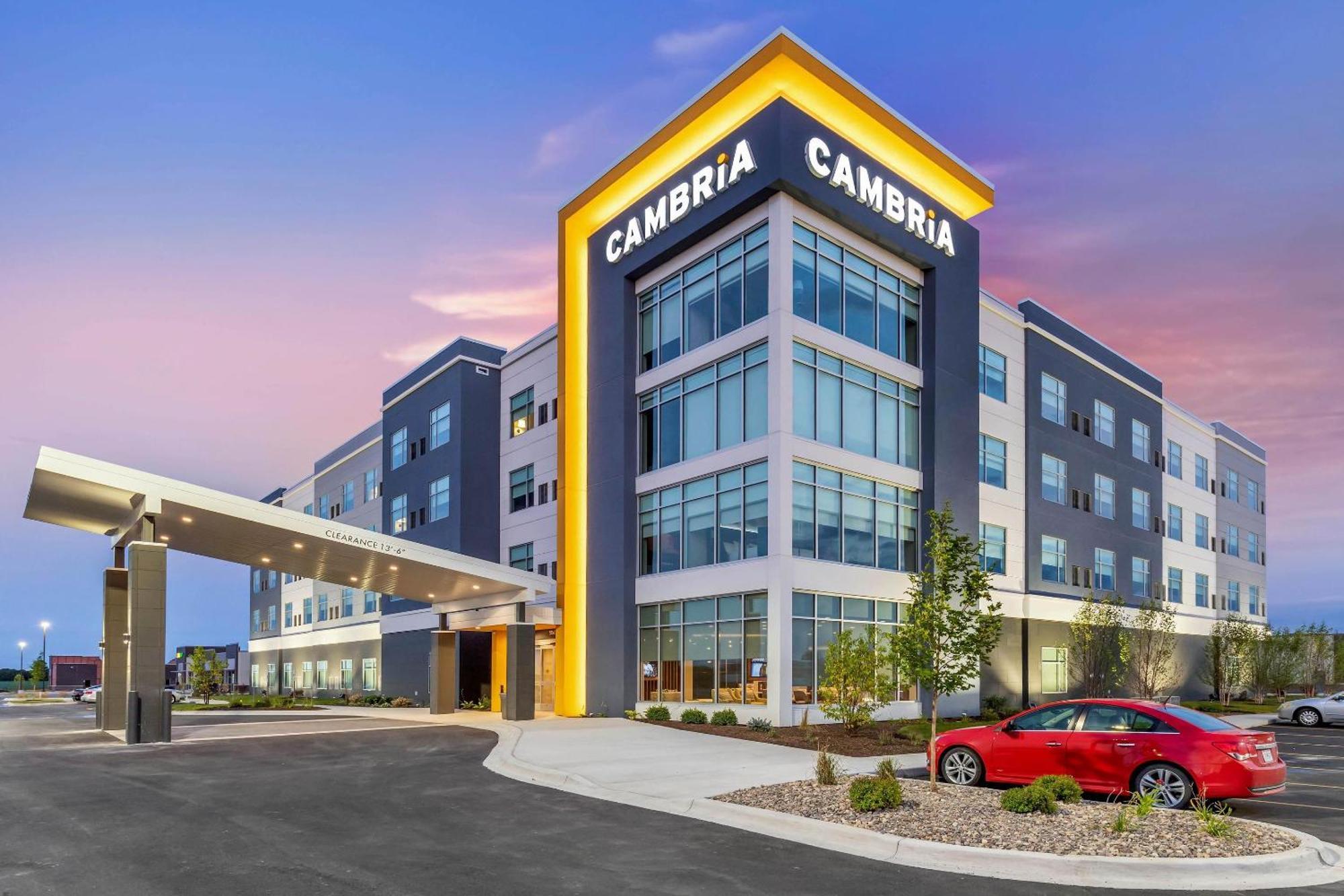 Cambria Hotel Davenport Quad Cities Bettendorf Buitenkant foto