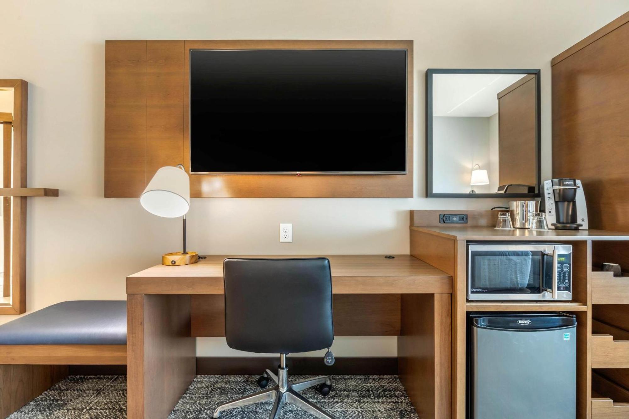 Cambria Hotel Davenport Quad Cities Bettendorf Buitenkant foto